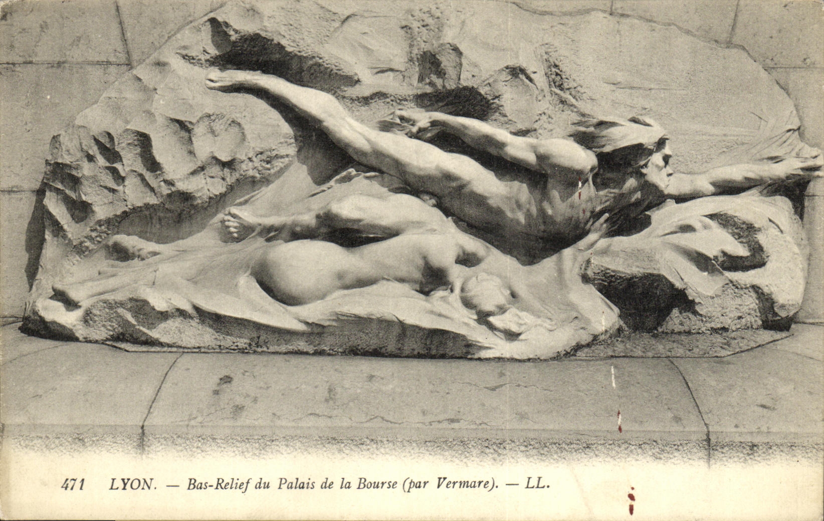 VINTAGE POSTCARD Low Lyon Relief of the Palate of the Vermare Stock Exchange