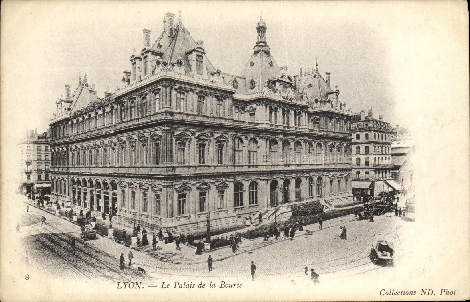 VINTAGE POSTCARD Lyon the Palate of the Stock Exchange