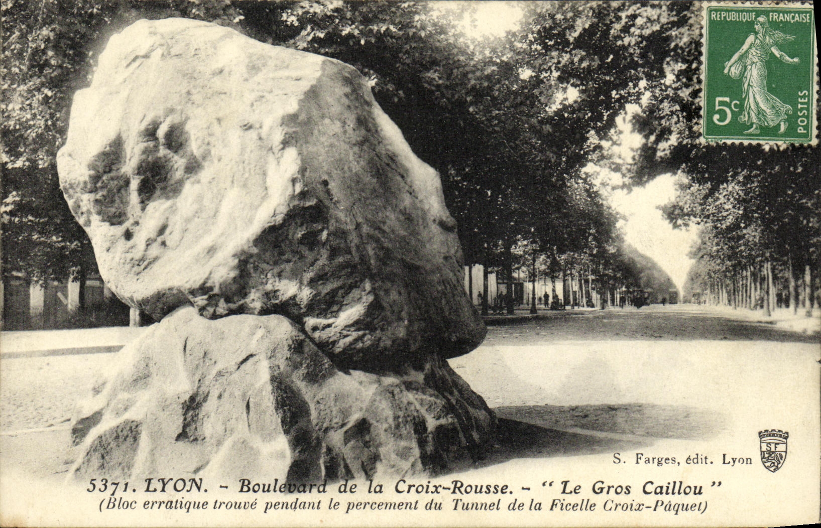 VINTAGE POSTCARD Lyon Boulevard of the Rousee Cross the Large Stone