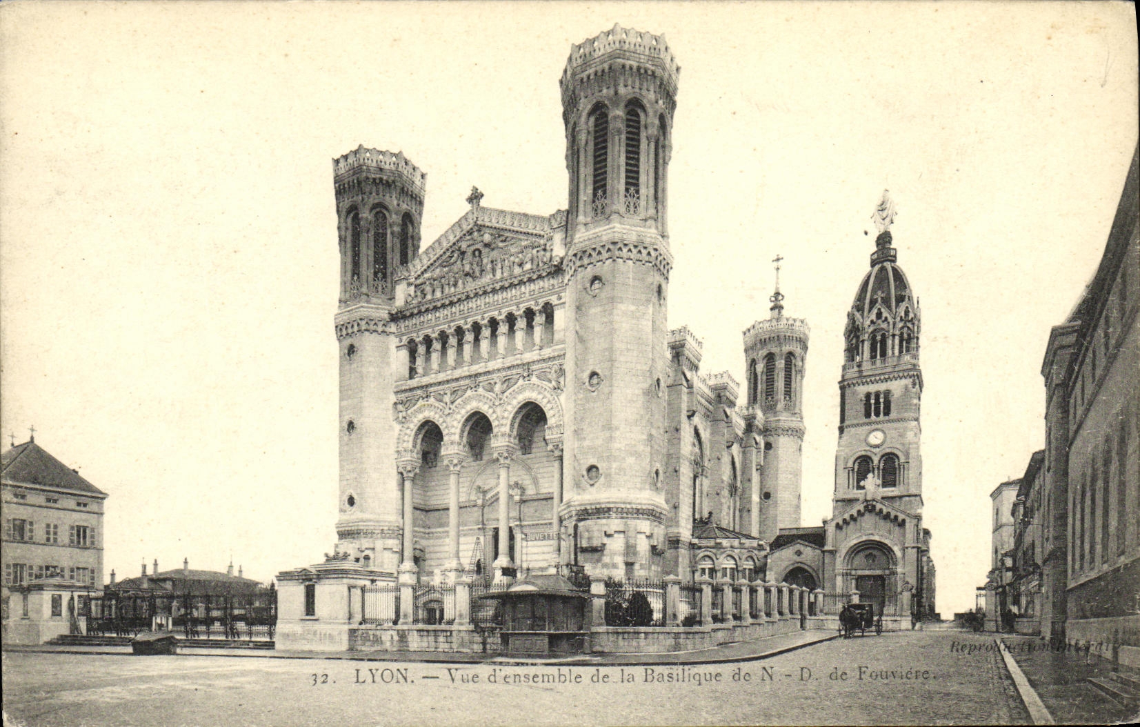 VINTAGE POSTCARD Lyon Seen D together of the Basilica of NR D of Fourviere