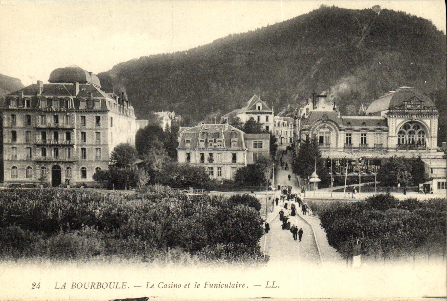 POSTAL Bourboule de la VENDIMIA el casino y el funicular