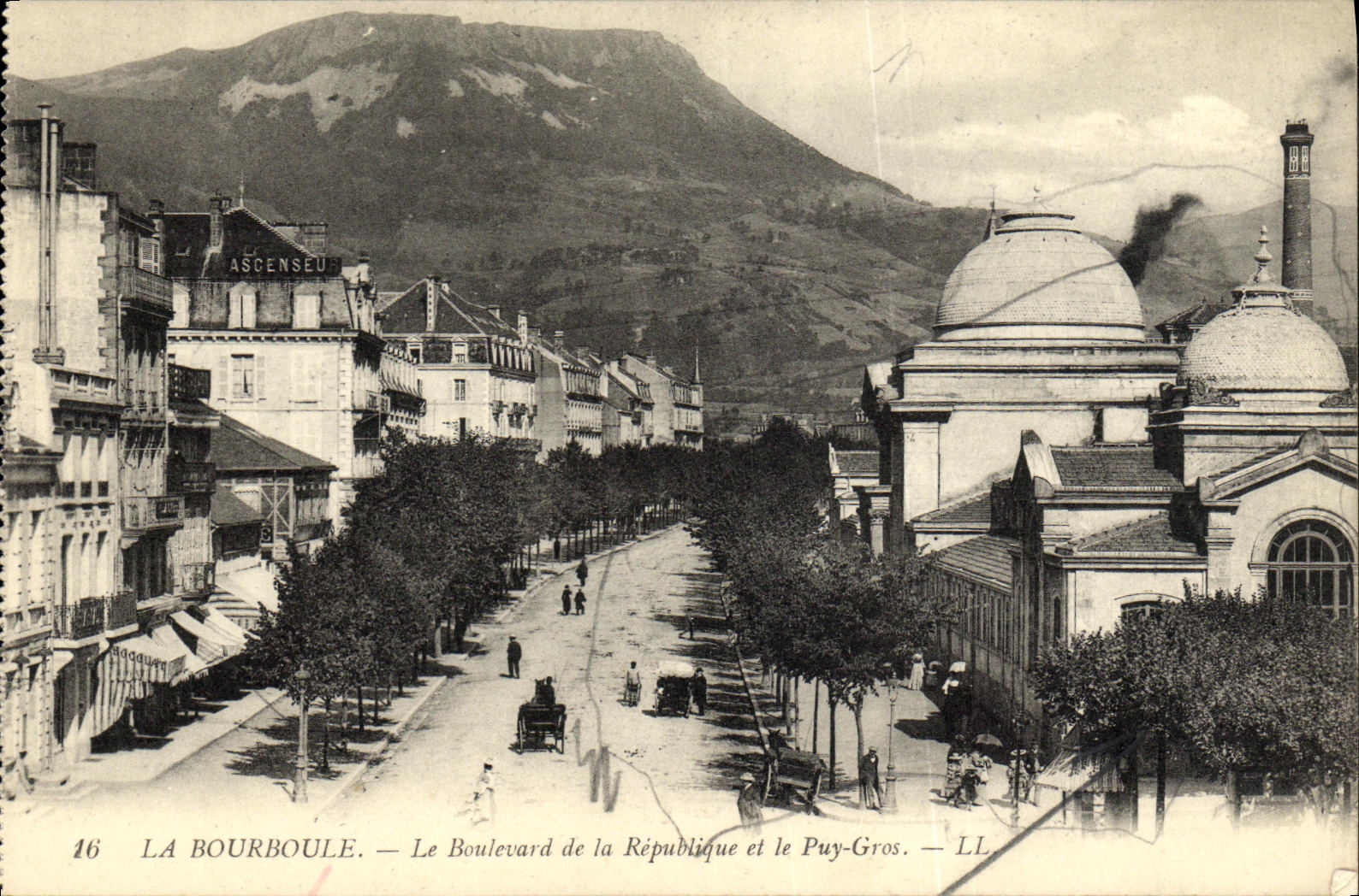 POSTAL Bourboule de la VENDIMIA el bulevar de la república y del Puy grandes