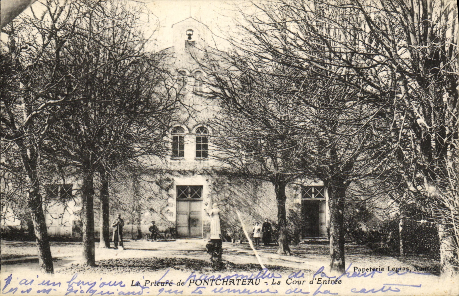 VINTAGE POSTCARD Pontchateau the Court D Entered