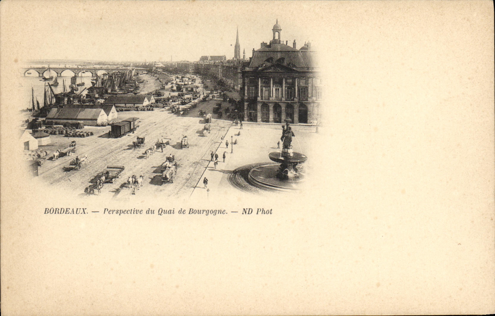 CPA Bordeaux Perspective du Quai de Bourgogne
