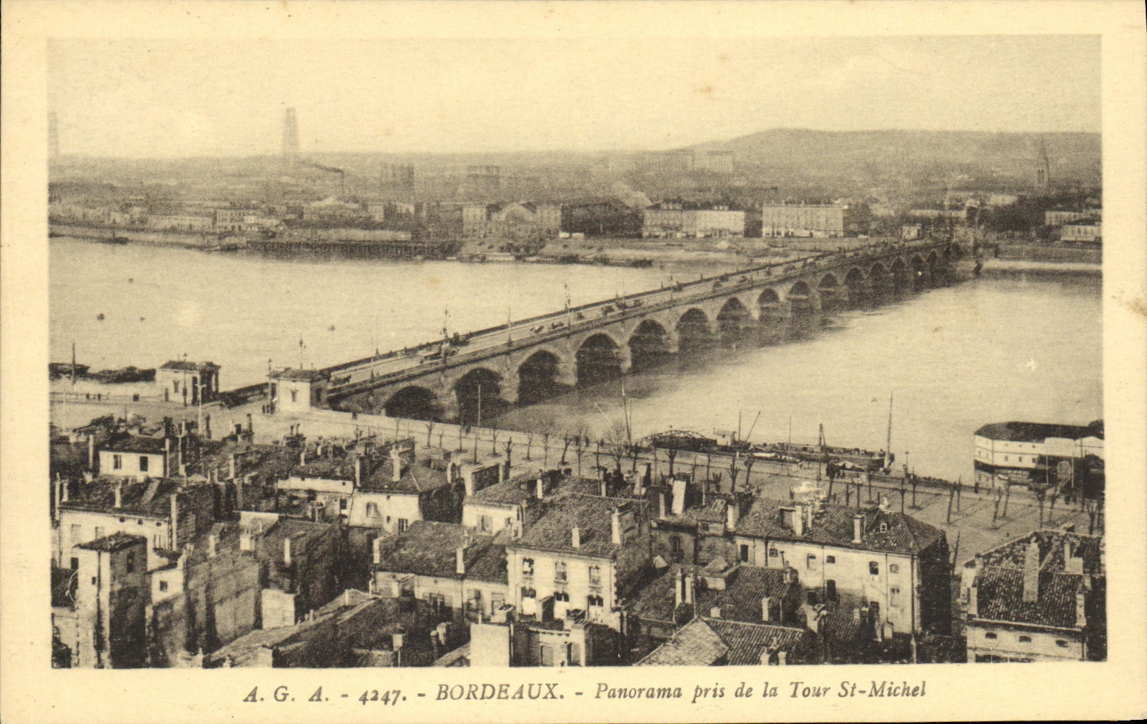 CPA Bordeaux Panorama Pris de la Tour