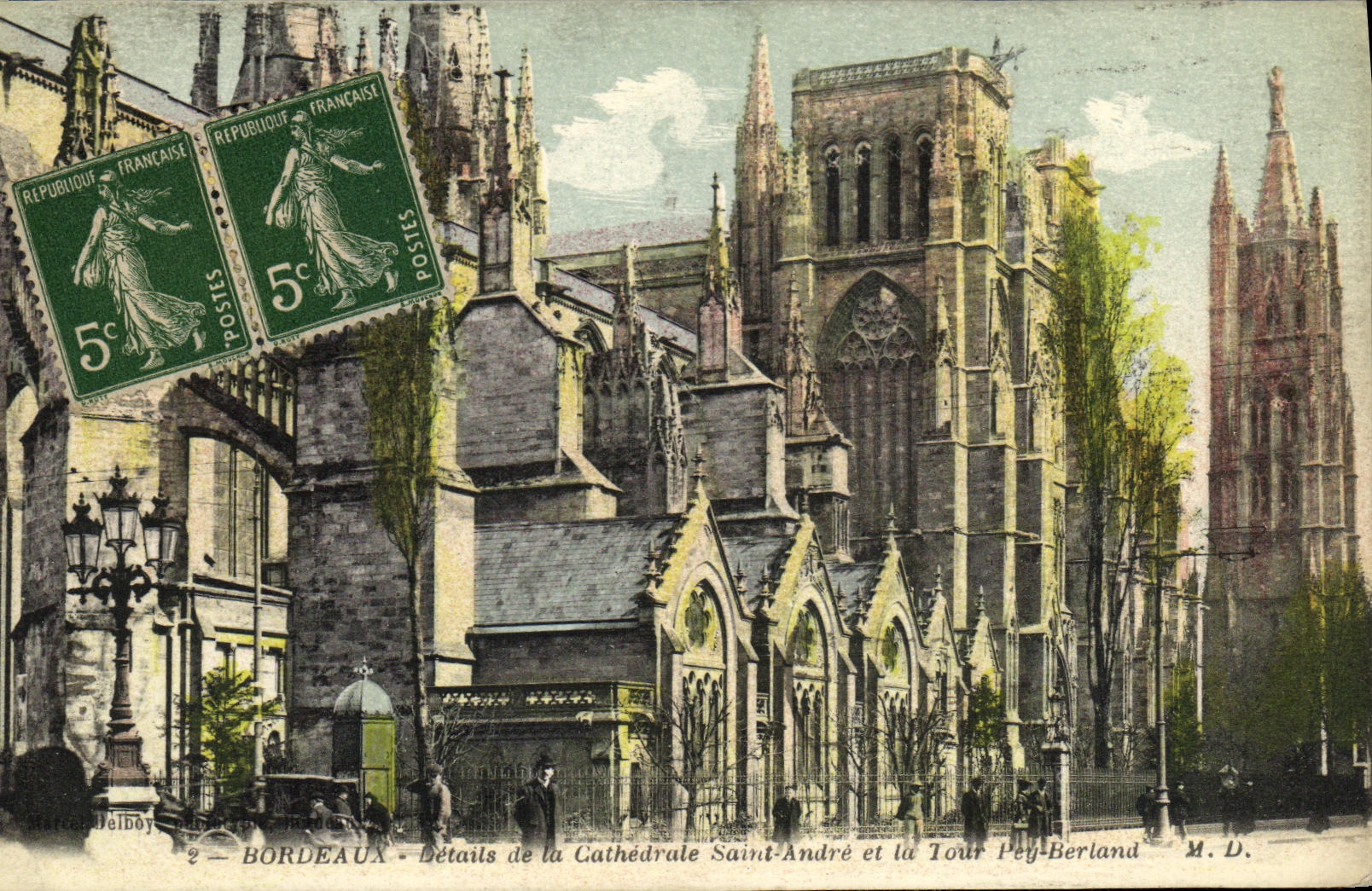 CPA Bordeaux Details de la cathedrale SAint Andre et la Tour Pey Berland