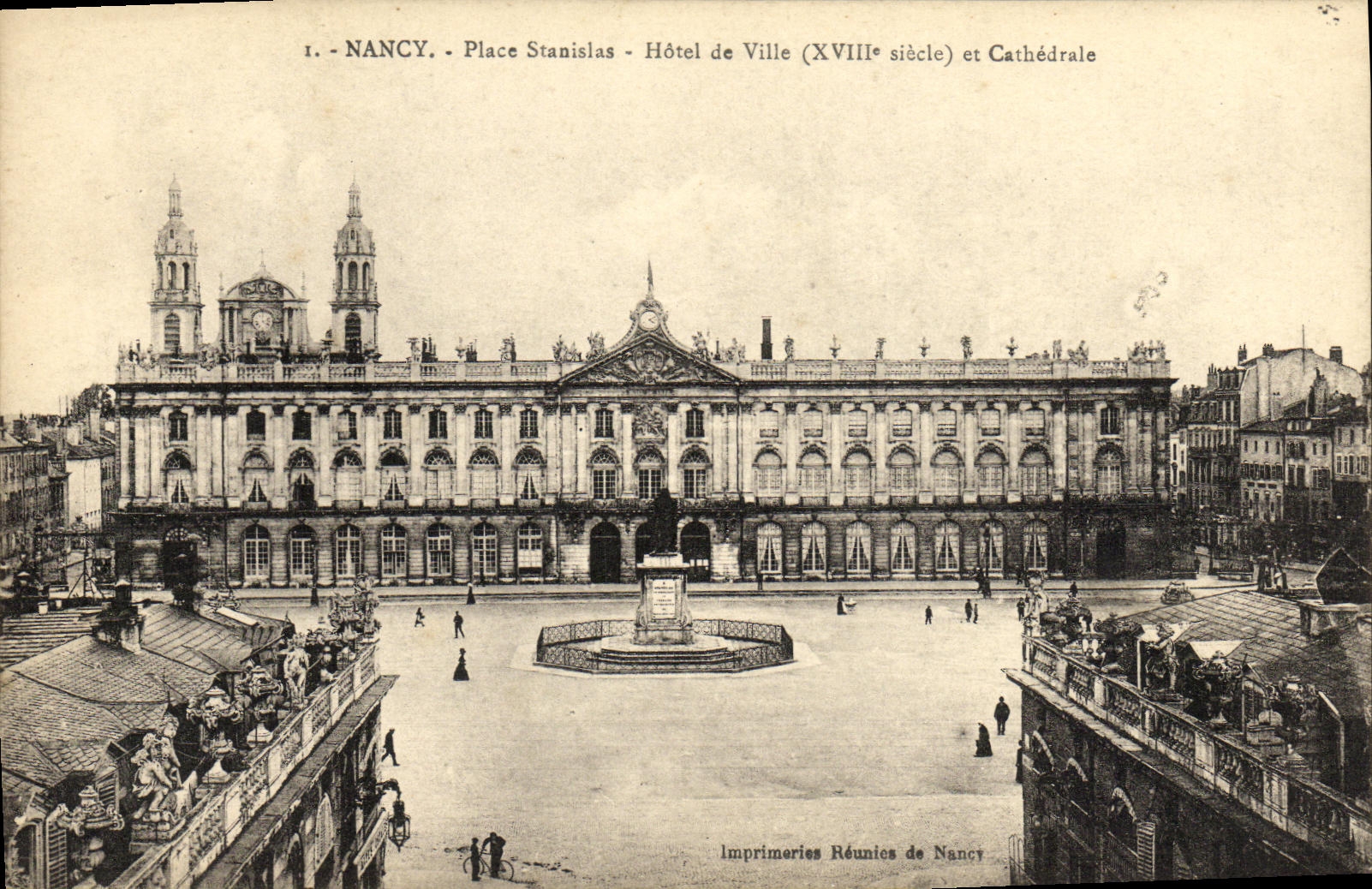 VINTAGE POSTCARD Nancy Places Stanislas Town hall and cathedral