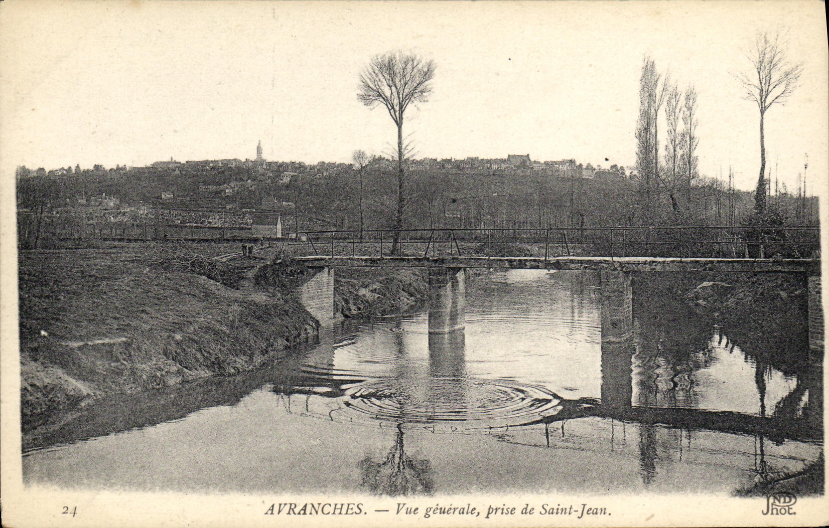 Opinion de Avranches de la POSTAL de la VENDIMIA tomada de Jean Saint