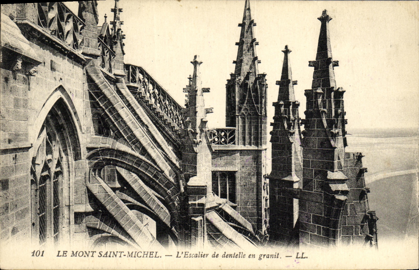 CPA Mont Saint Michel L Escalier de Dentelle en Granit