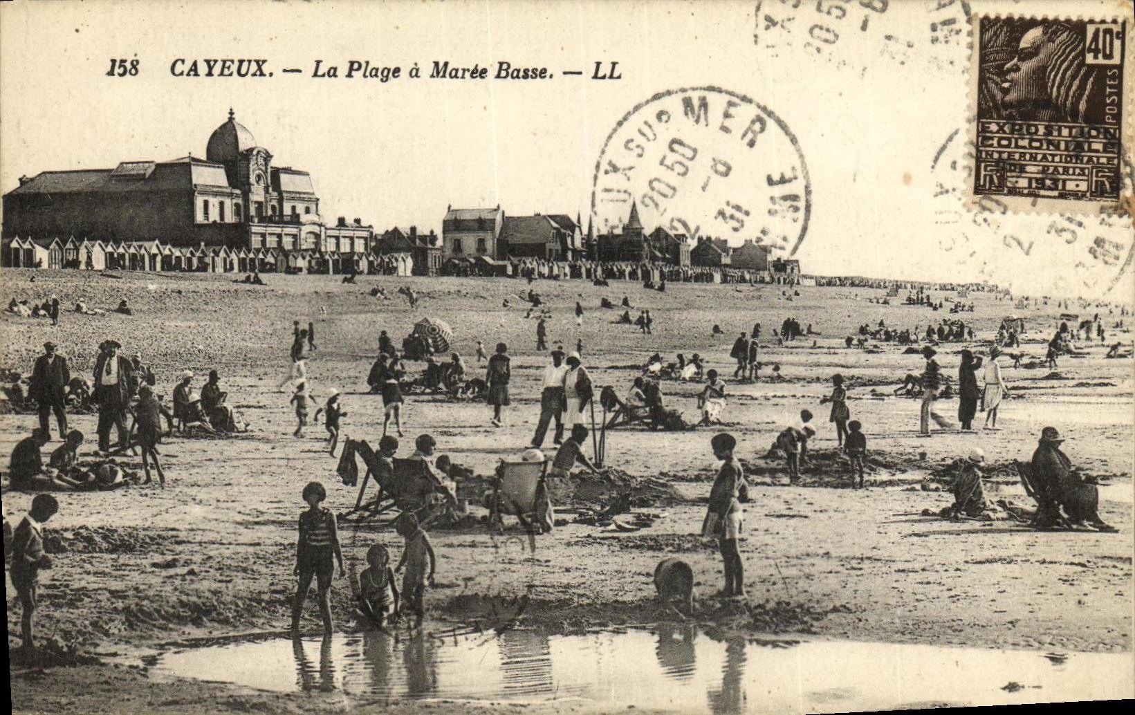 VINTAGE POSTCARD Cayeux the Beach Low tide