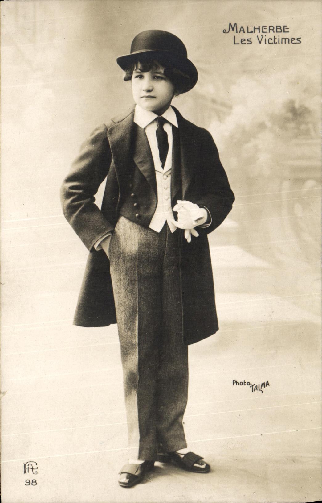 VINTAGE POSTCARD Malherbe the Victims Child