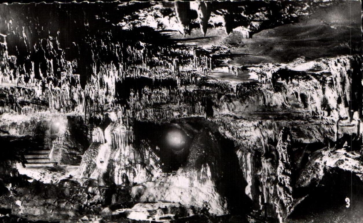 CPM Grottes de Arcy sur Cure 