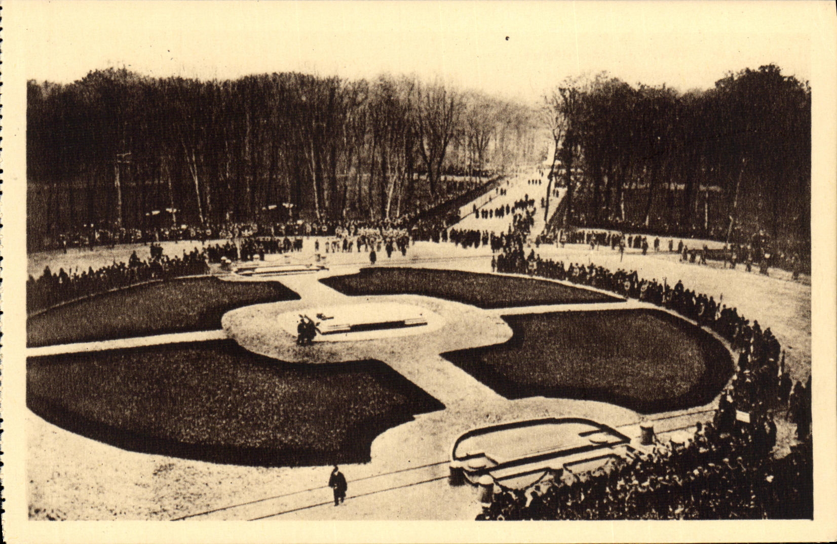 CPA Foret de Compiegne Clairiere de l Armistice Vue generale Militaria