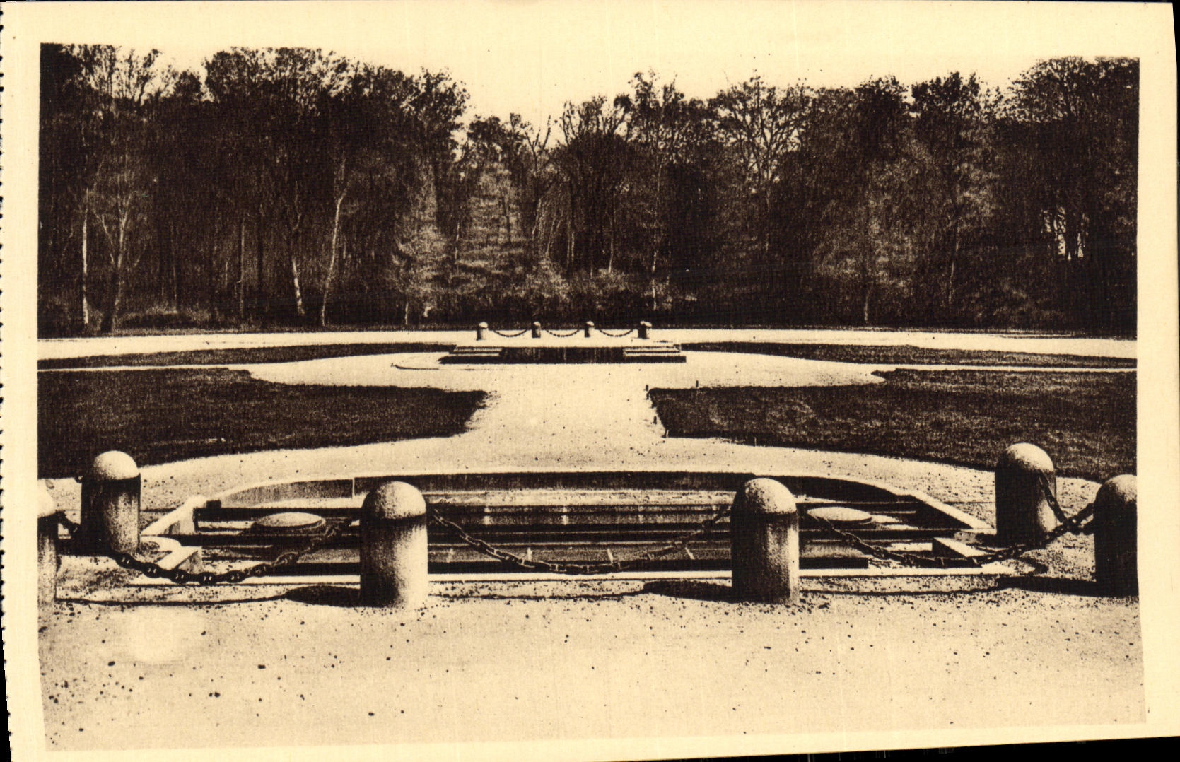 CPA Foret de Compiegne Clairiere de l Armistice Militaria