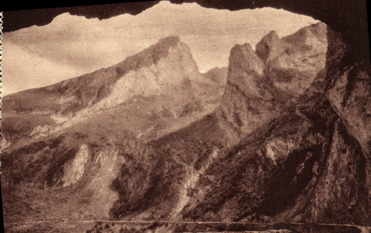 VINTAGE POSTCARD Thermal Road of the collar D Aubisque at the exit of the tunnel