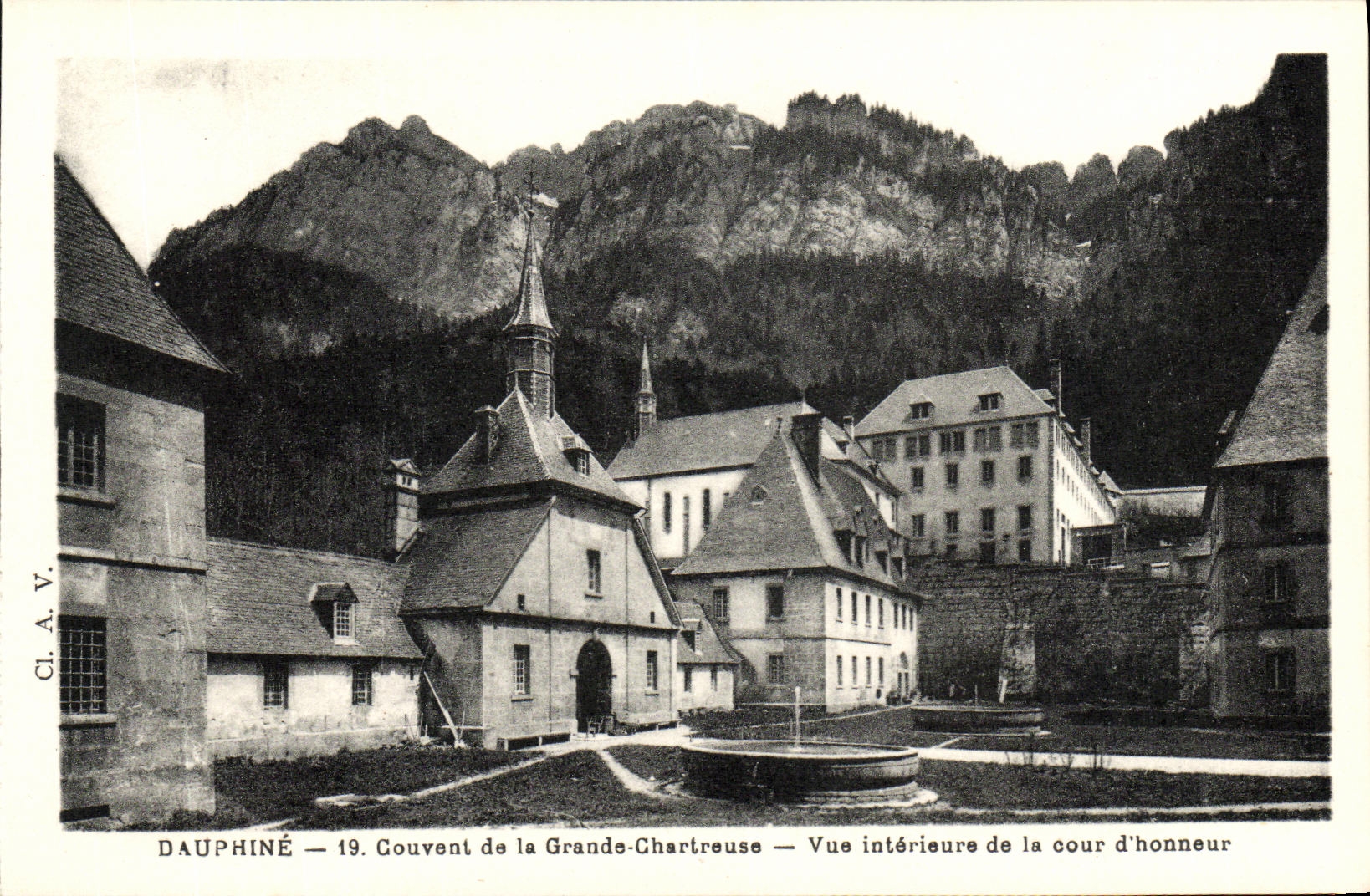 Convento de Dauphine de la POSTAL de la VENDIMIA del interior visto chartreuse grande del honor de la corte D