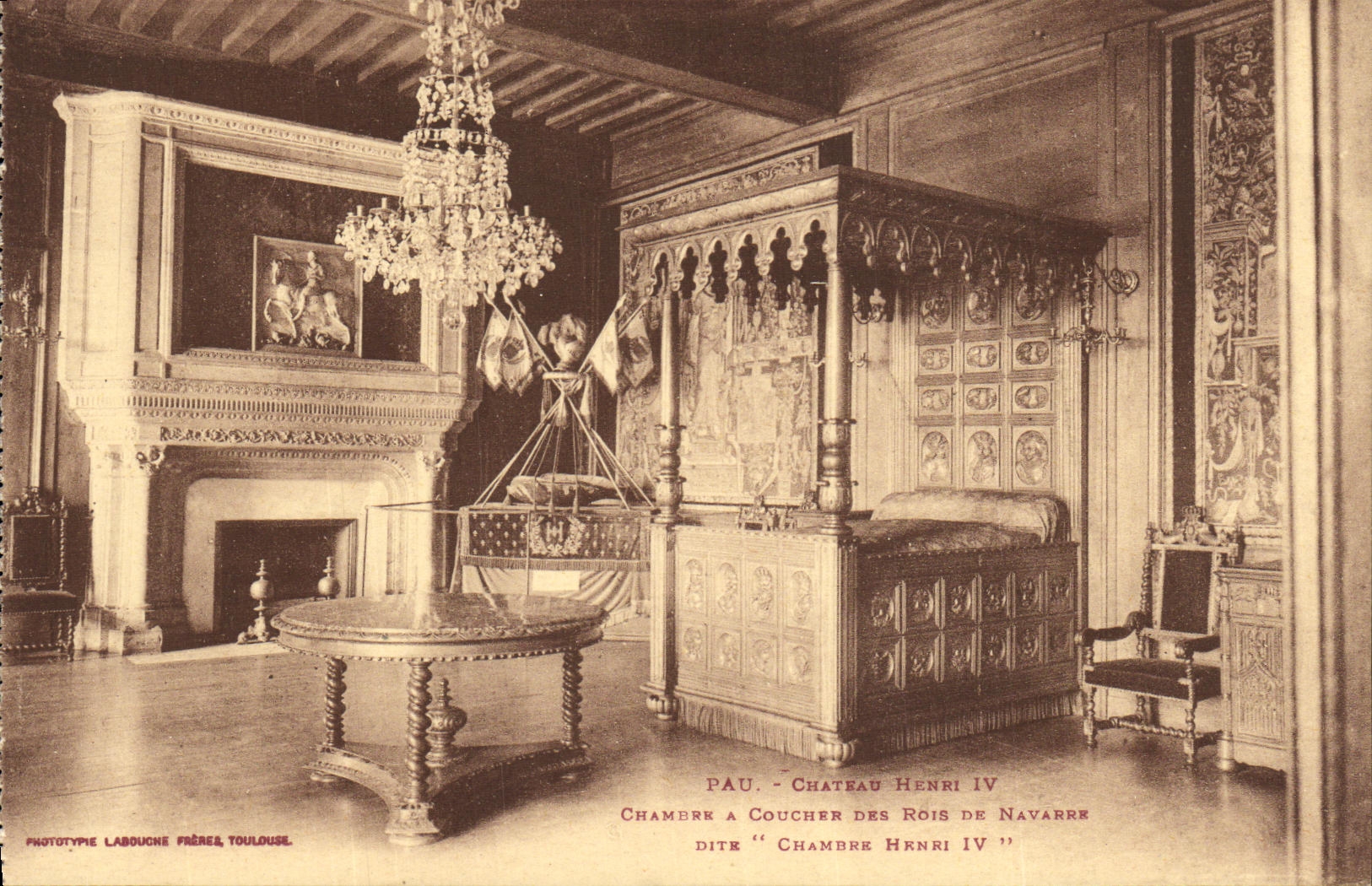 VINTAGE POSTCARD Pau Castle Room has Coucher Kings de Navarre known as Chambre Henri IV