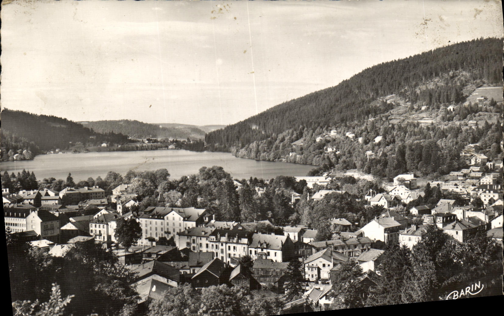 CPA Gerardmer Le Lac et un Coin de la ville vus de la roche du bain