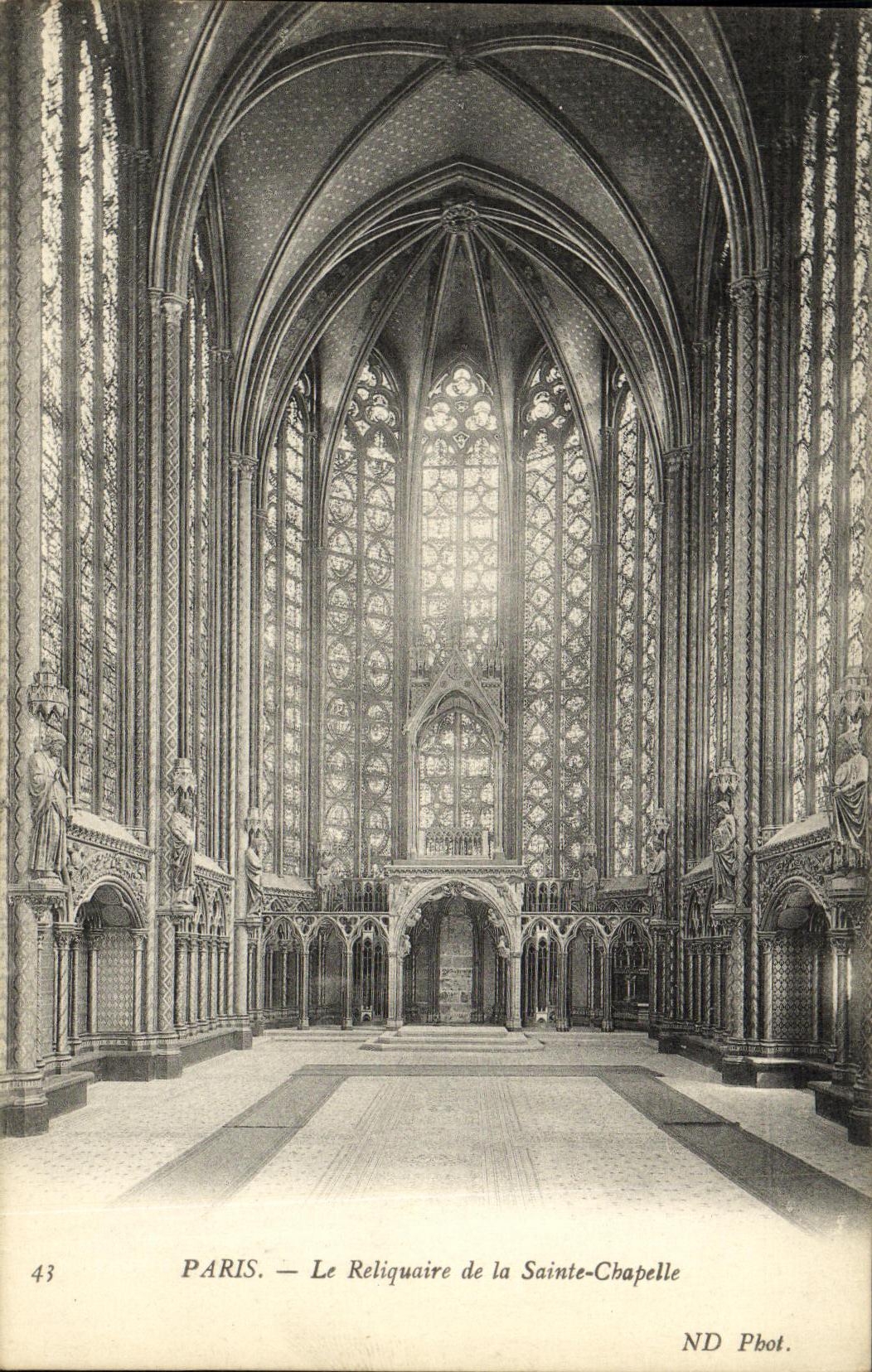 CPA Paris Le Reliquaire de la Saint Chapelle