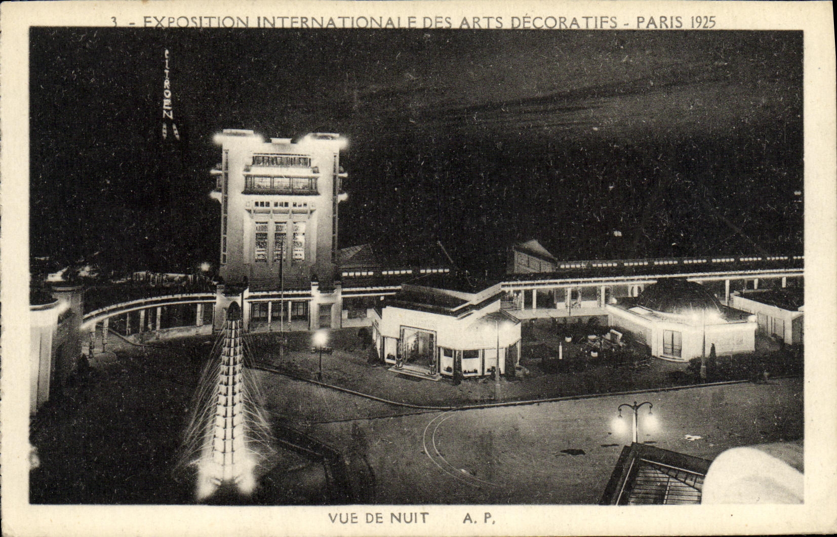 CPA Paris Vue De Nuit Exposition des Arts Decoratifs 1925