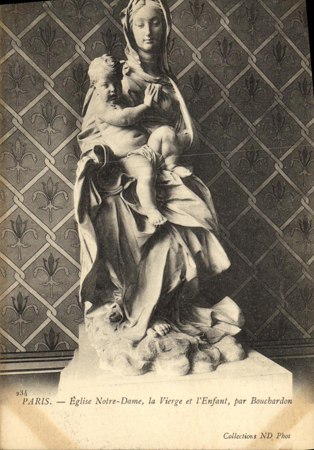 CPA Paris Eglise Natre Dame La Vierge et L Enfant Par Bouchardon