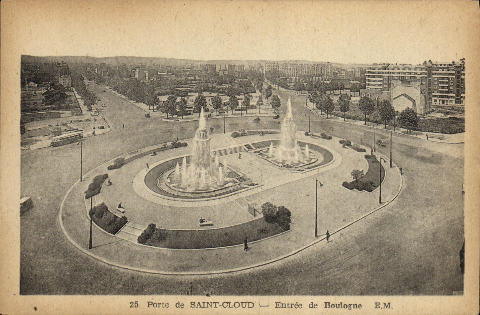 VINTAGE POSTCARD Gate of Cloud Saint Entered of Boulogne Paris