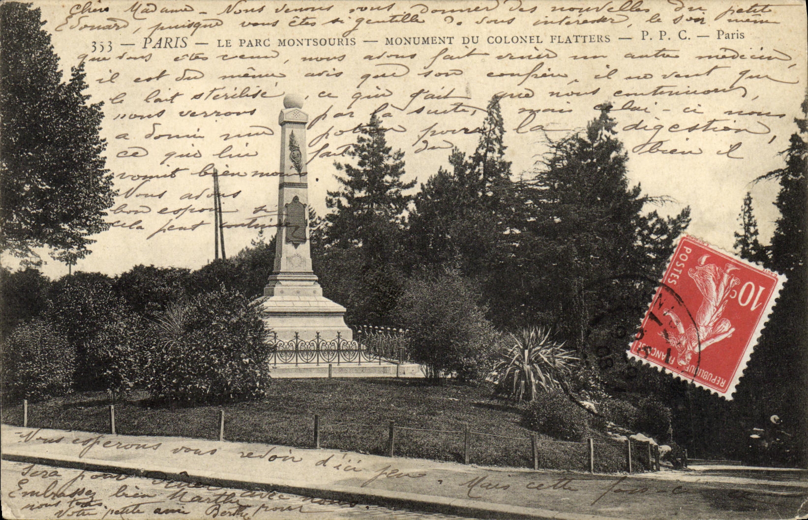 CPA Paris Le Parc Montsouris Monument du Colonel Flatters