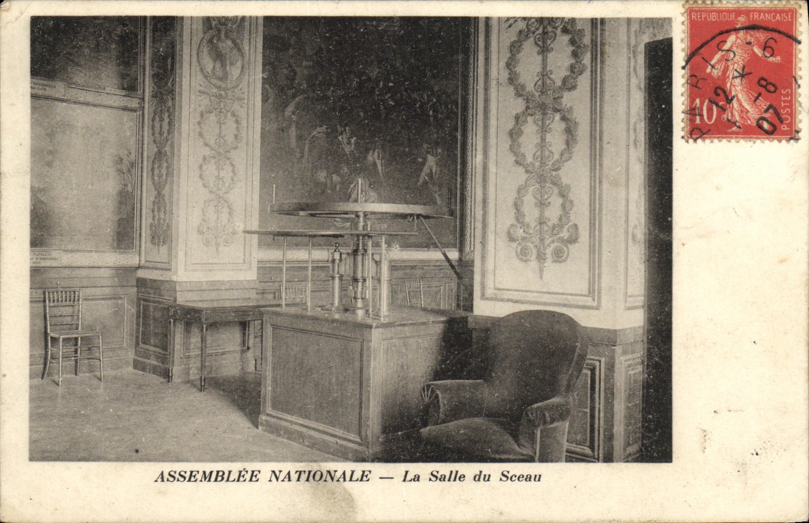 Asamblea nacional de Paris de la POSTAL de la VENDIMIA el cuarto del sello