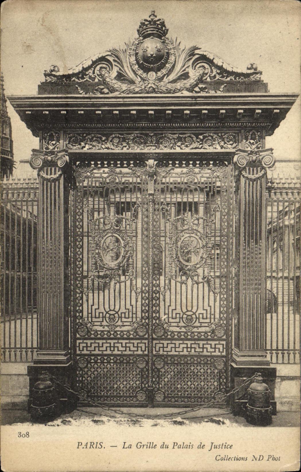 CPA Paris La Grille du Palais de Justice