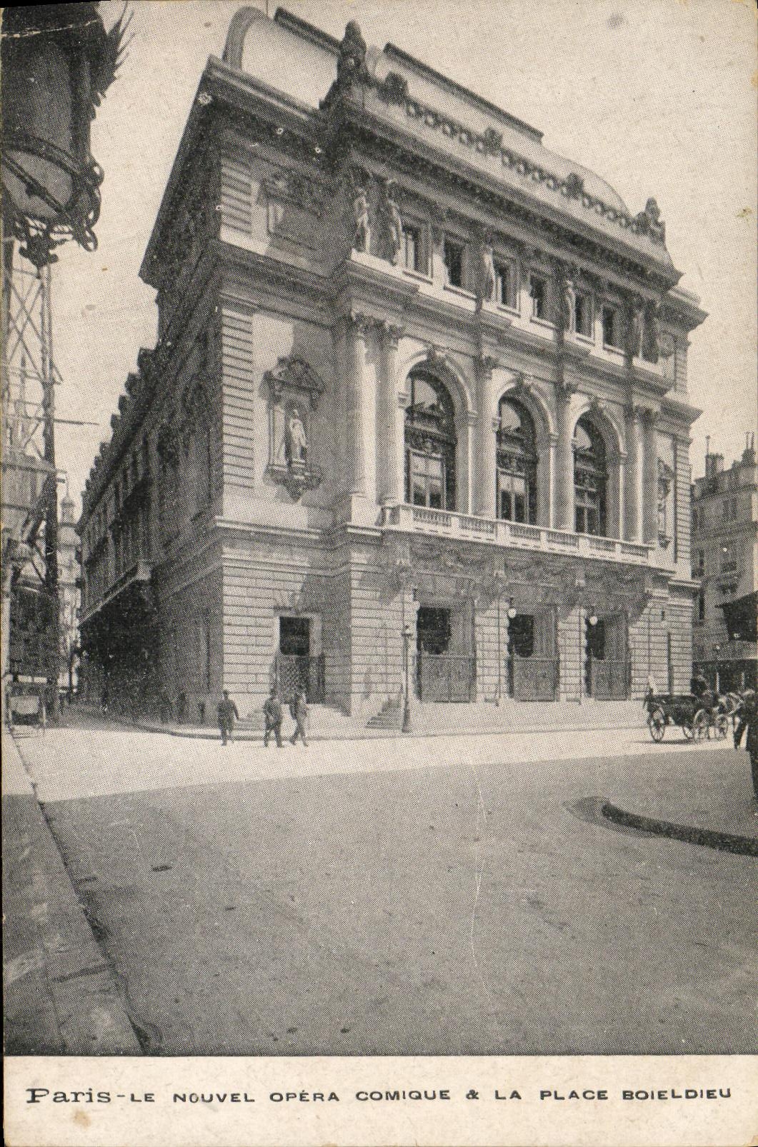 CPA Paris Le Nouvel Opera Comique La Plage Boieldieu