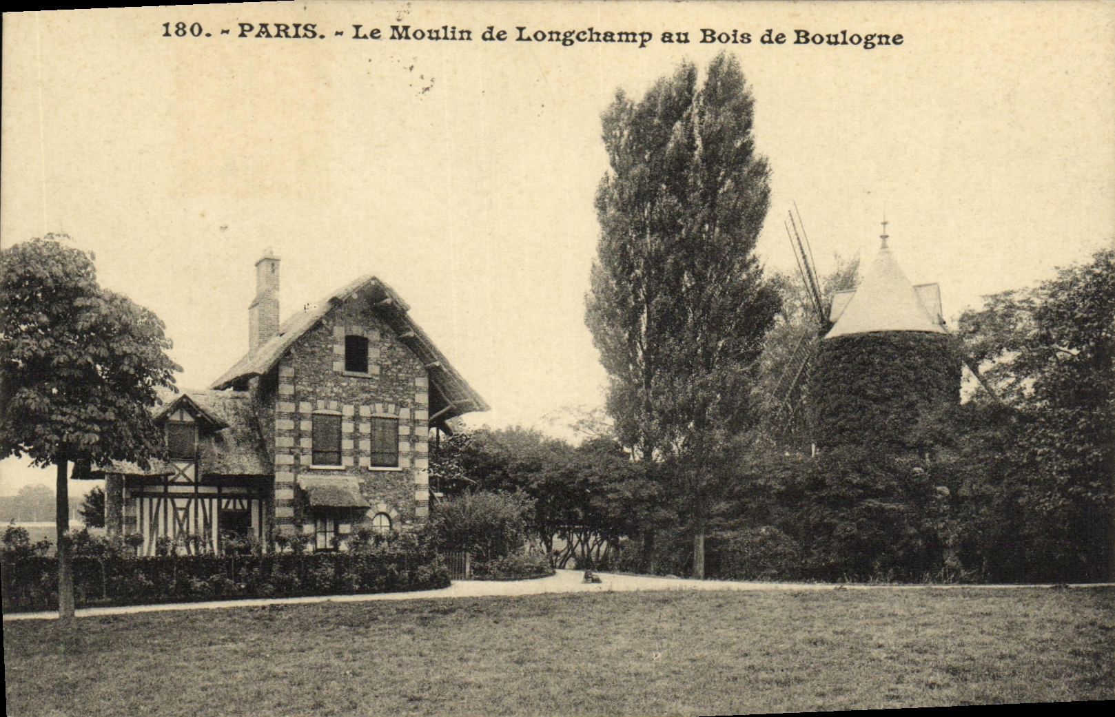 CPA Paris Le Moulin de Longchamp au Bois de Boulogne
