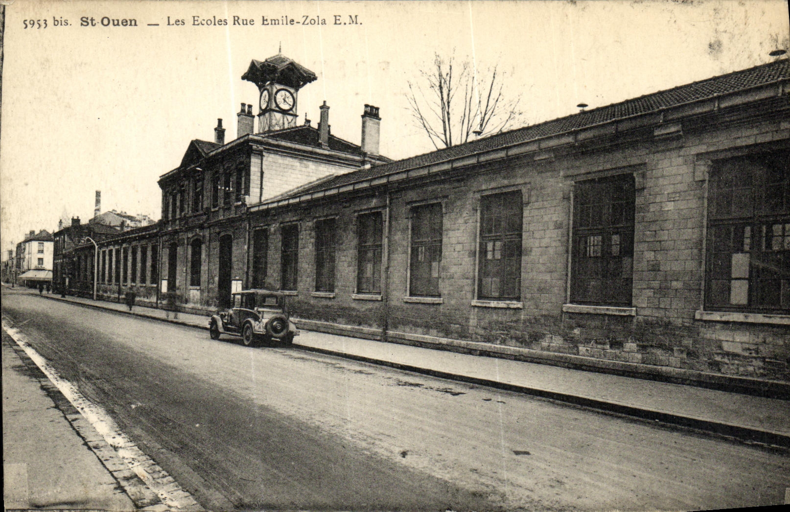 CPA Saint Ouen Les Ecoles Rue Emile Zola