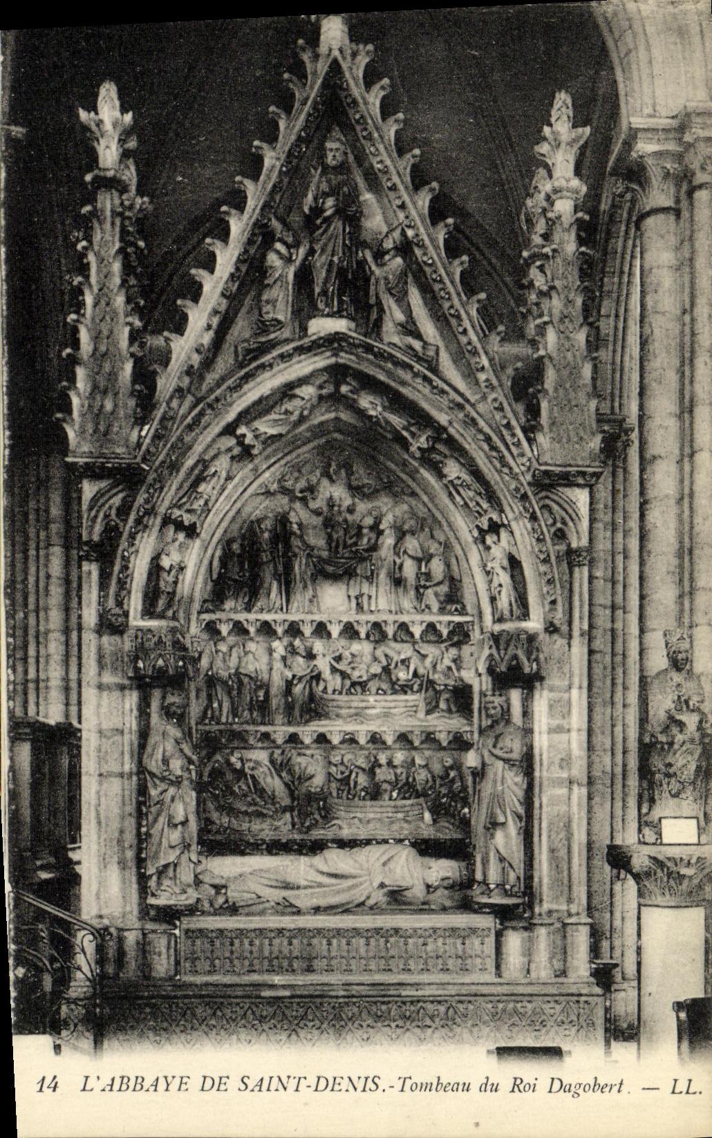 VINTAGE POSTCARD L Abbey Of Saint Denis Tomb of King Dagobert
