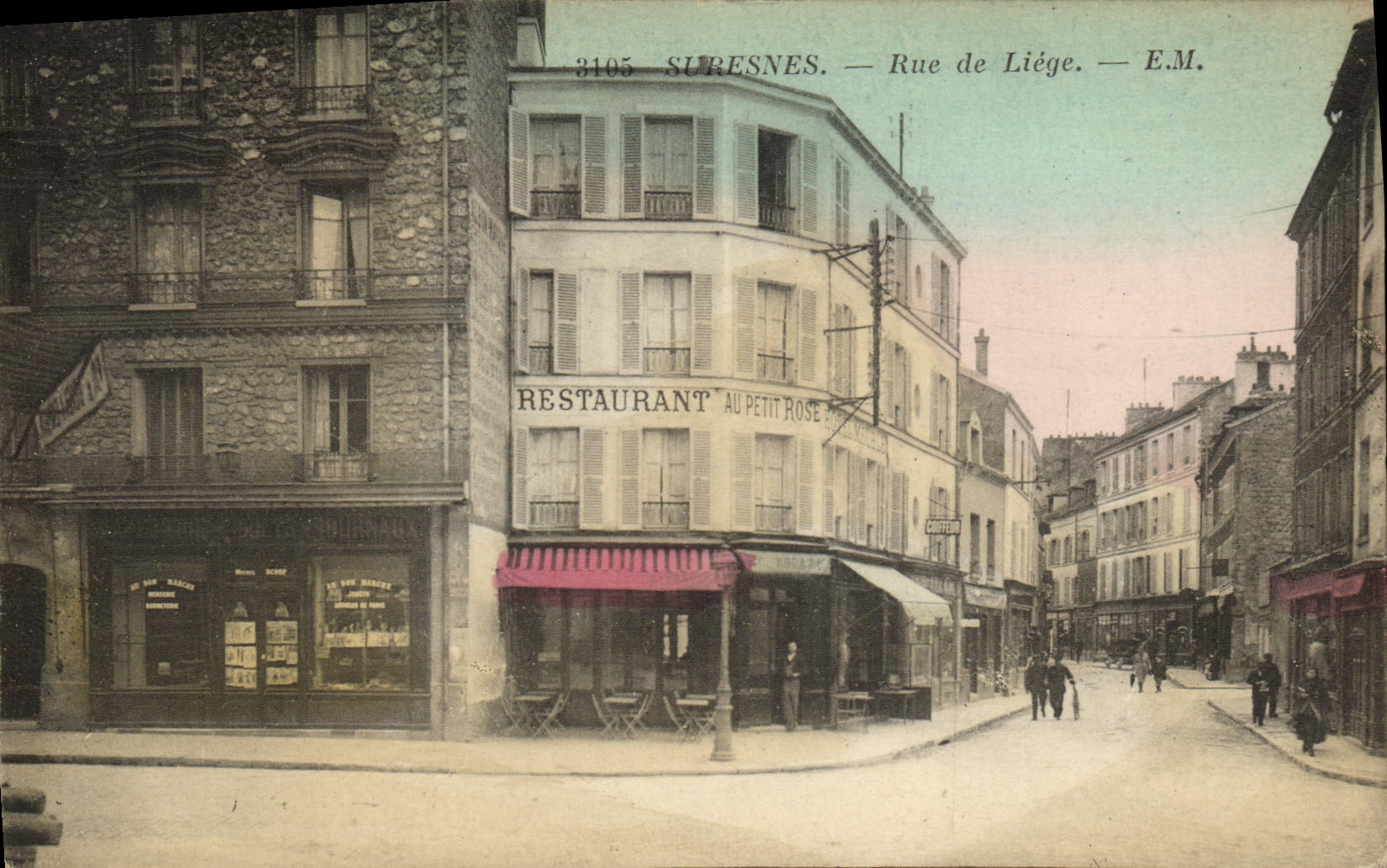 Calle de Suresnes de la POSTAL de la VENDIMIA de Lieja que restaura en pequeno el color de rosa