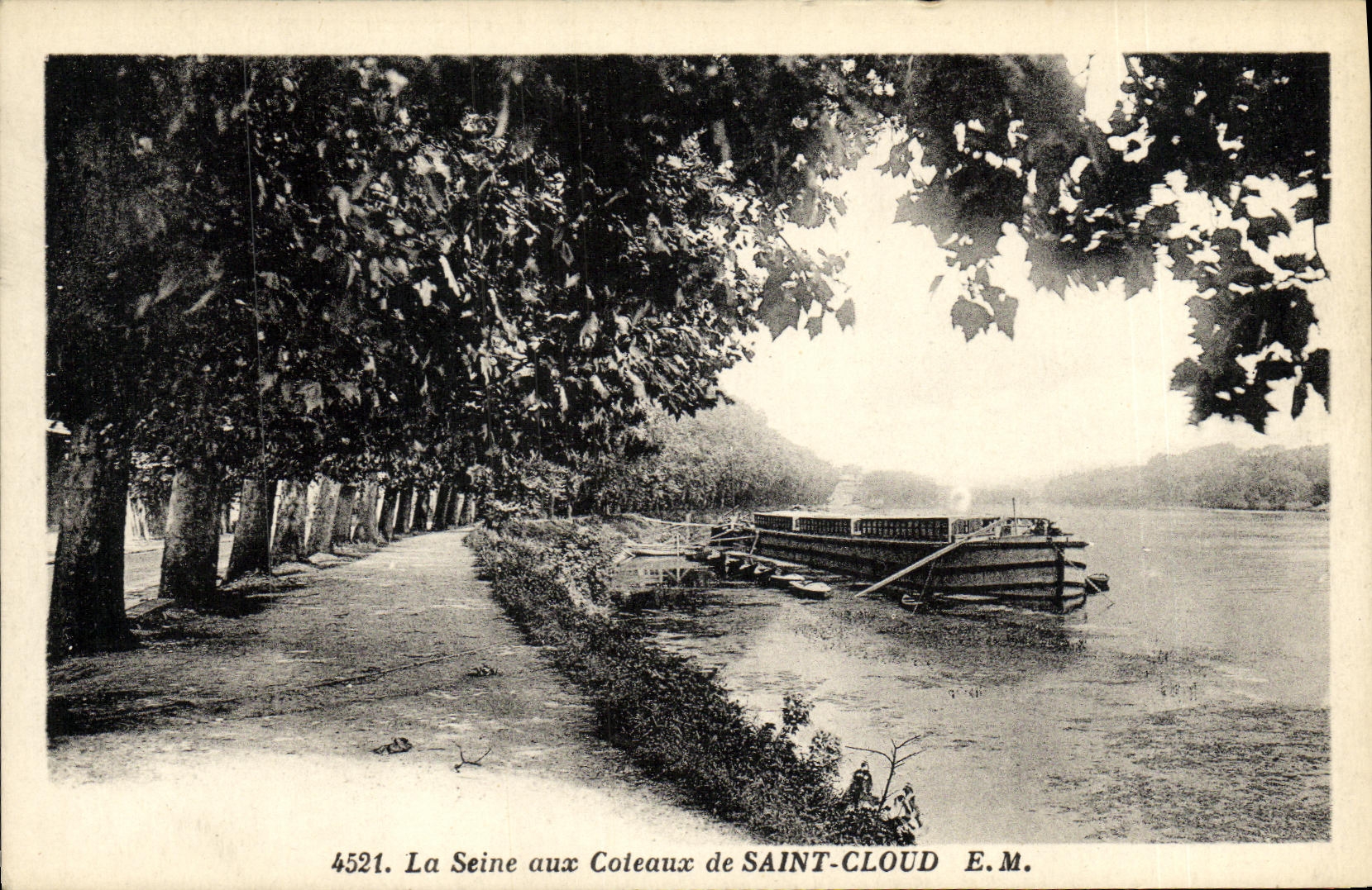 VINTAGE POSTCARD Holy Cloud the Seine With the Slopes Barge Boat