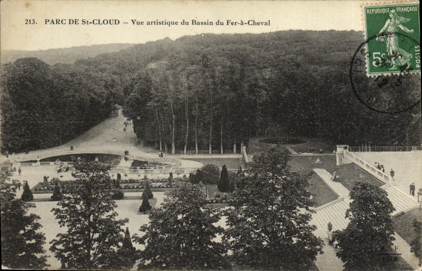 VINTAGE POSTCARD Saint Cloud Vue Artistic of the Basin of the Horseshoe