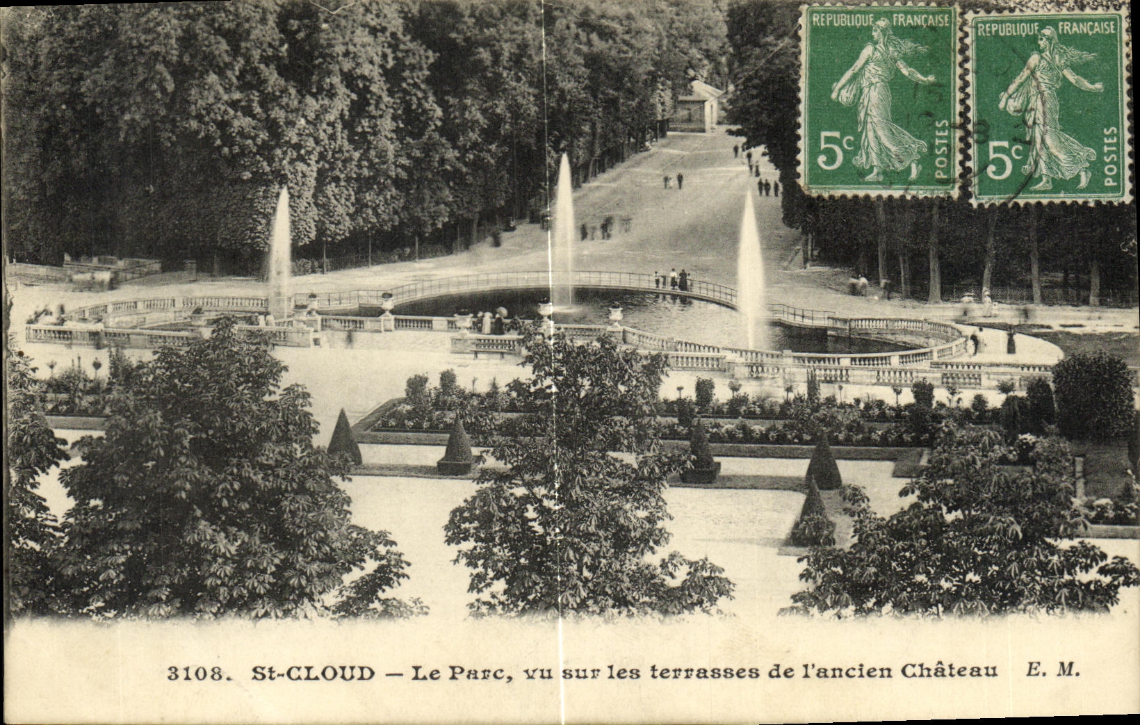 VINTAGE POSTCARD St Cloud the Park Seen On the Terraces of L Old castle