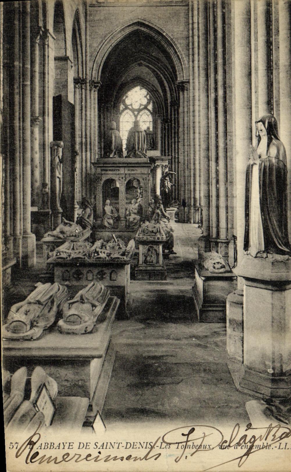VINTAGE POSTCARD L Abbey Of Denis Saint Tombs Seen D Together