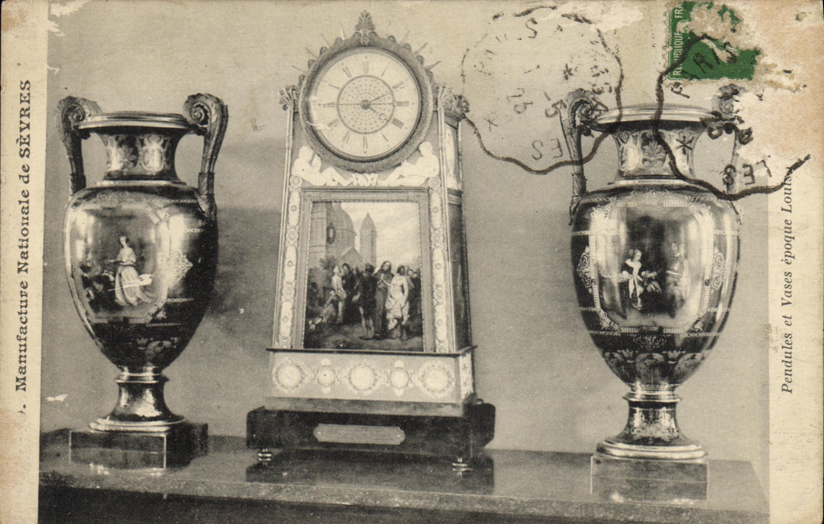 Fabricacion nacional de la POSTAL de la VENDIMIA de pendulos y de floreros separados