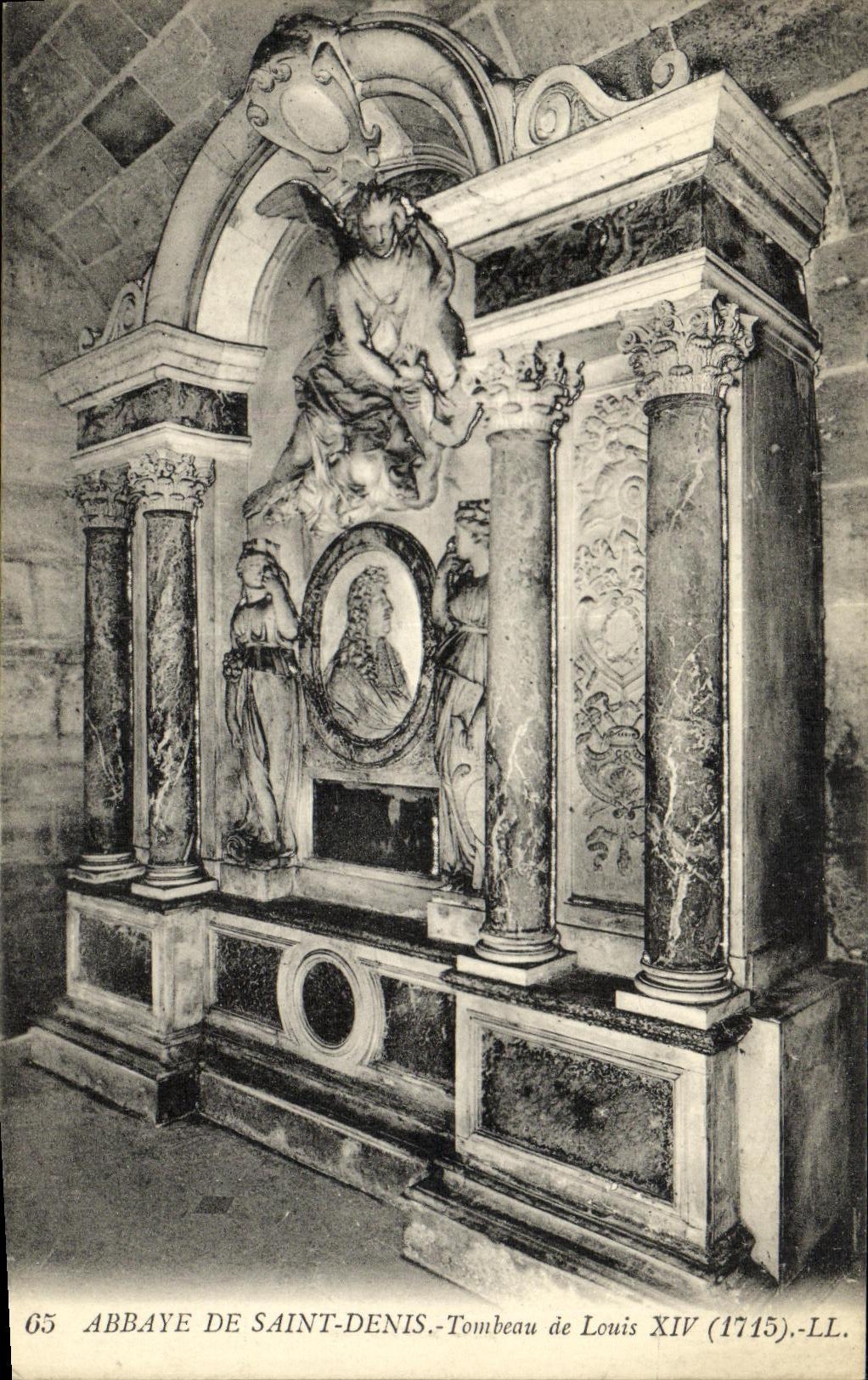 VINTAGE POSTCARD St Denis L Abbey Of Tomb of Louis XIV