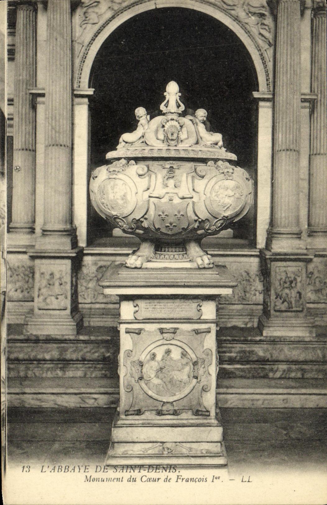 VINTAGE POSTCARD St Denis Monument of the heart of Francois 1st