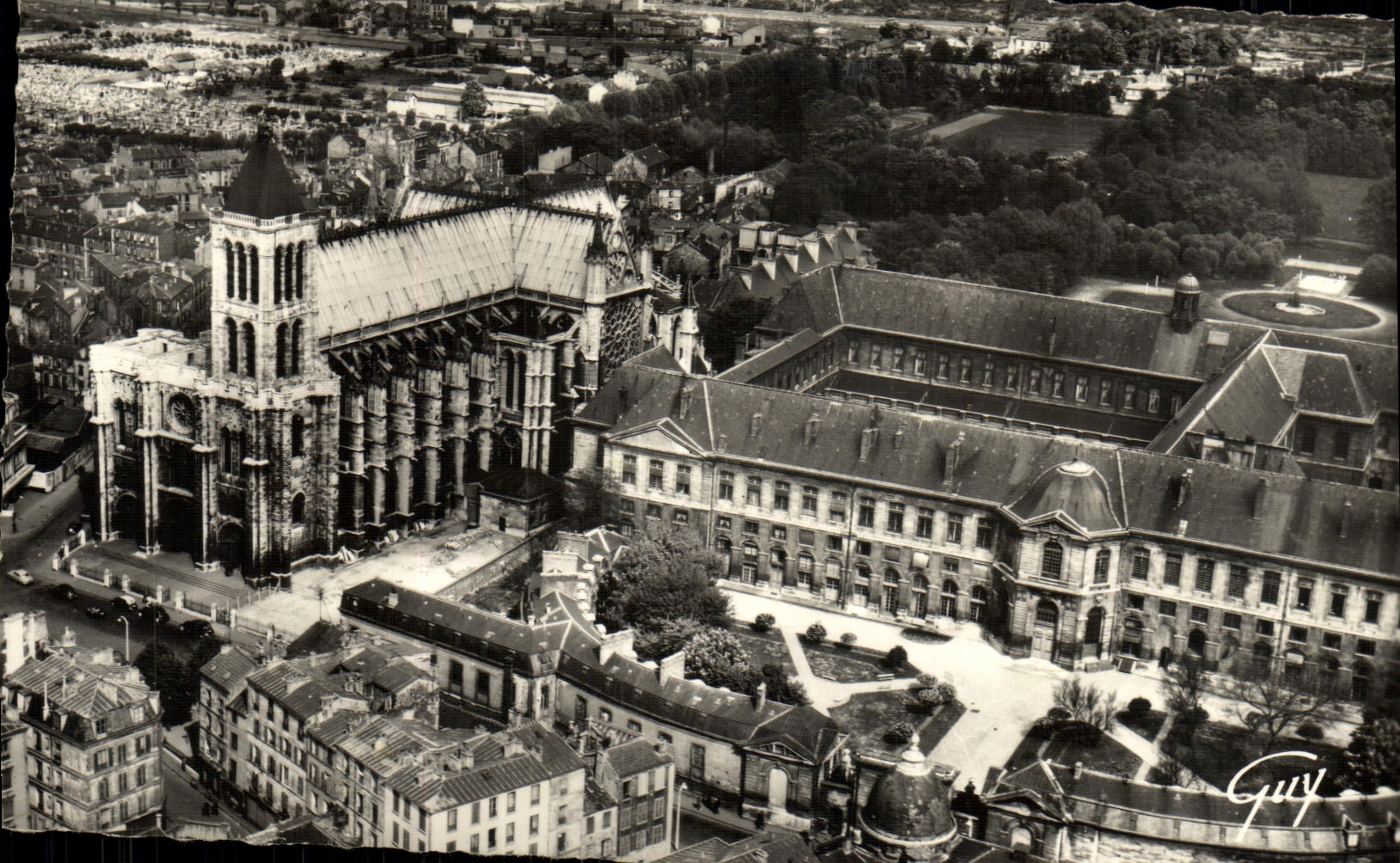 VINTAGE POSTCARD St Denis