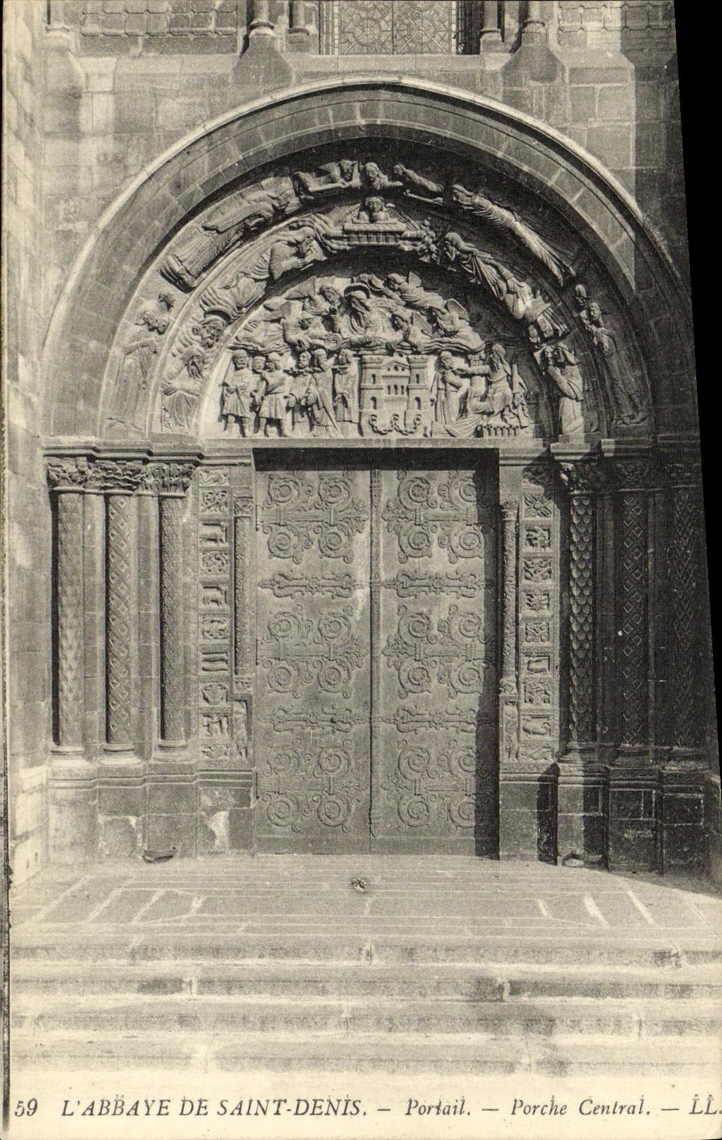 VINTAGE POSTCARD L Abbey of Saint Denis Gate Central Porch
