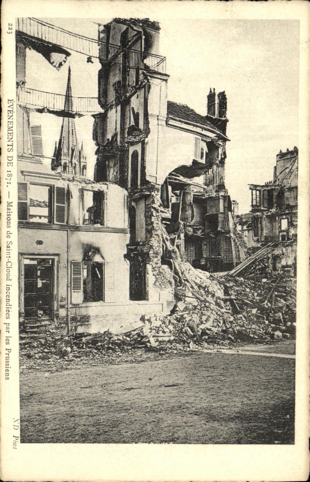 VINTAGE POSTCARD Holy Cloud houses set fire to by the Militaria Prussians