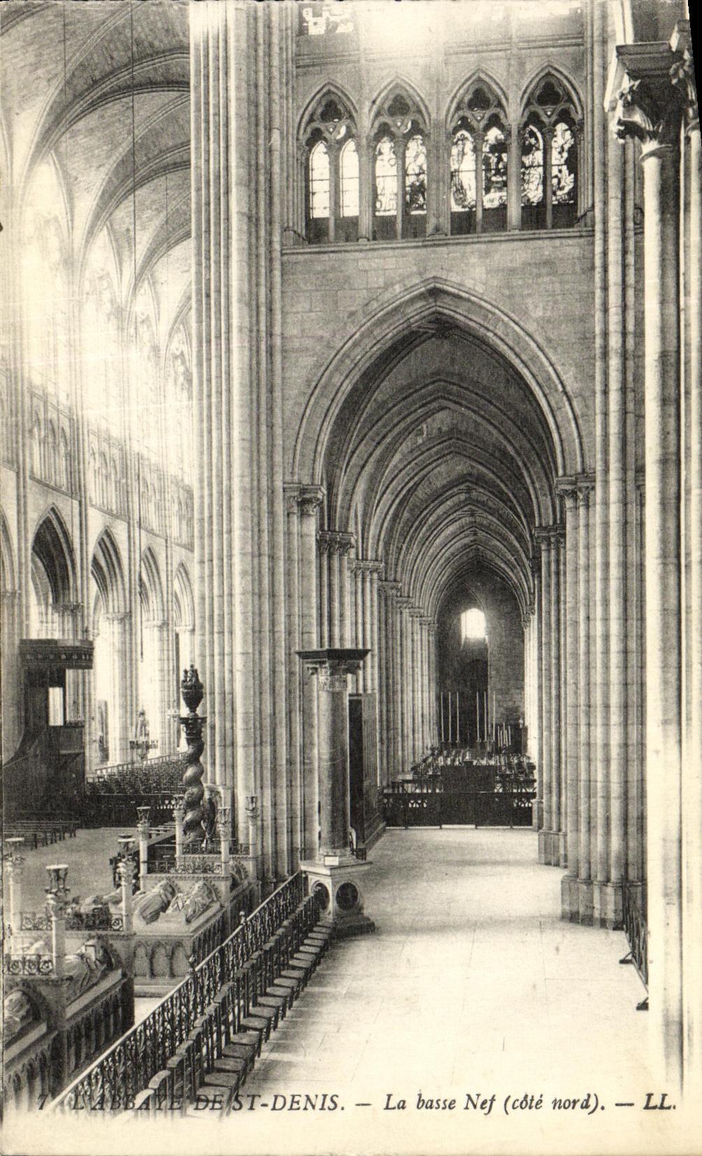 VINTAGE POSTCARD Abbey Of Denis Saint the Low Nave