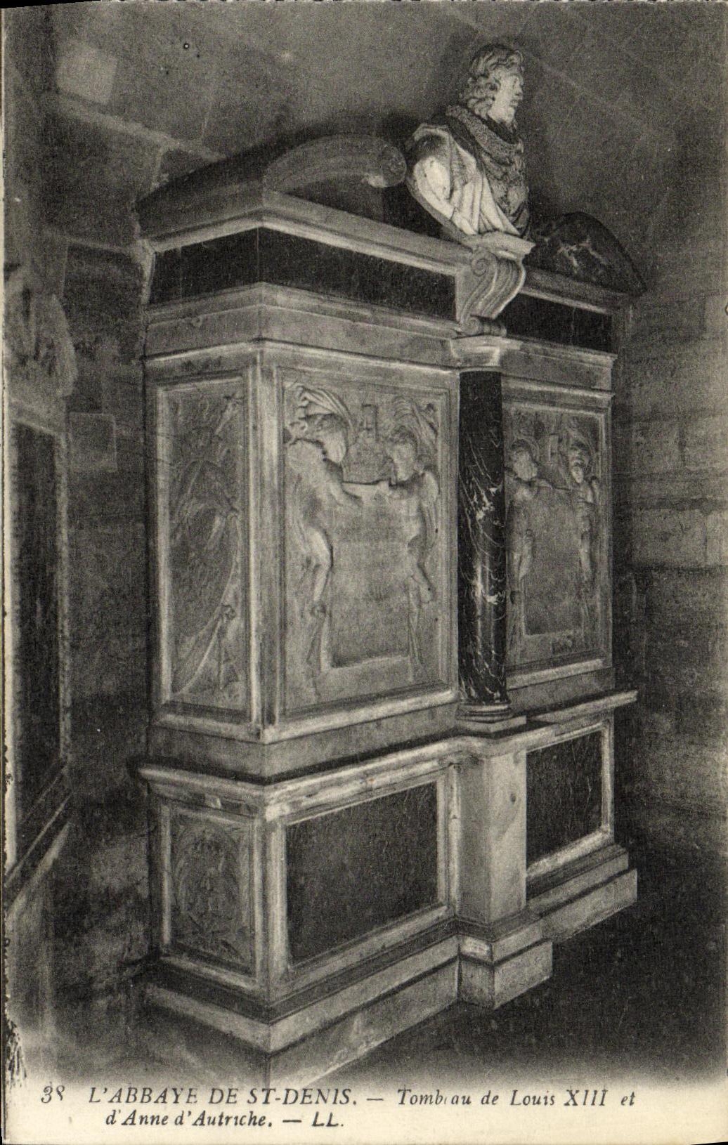 VINTAGE POSTCARD L Abbey Of Saint Denis Tomb of Louis XIII and D Anne D Austria