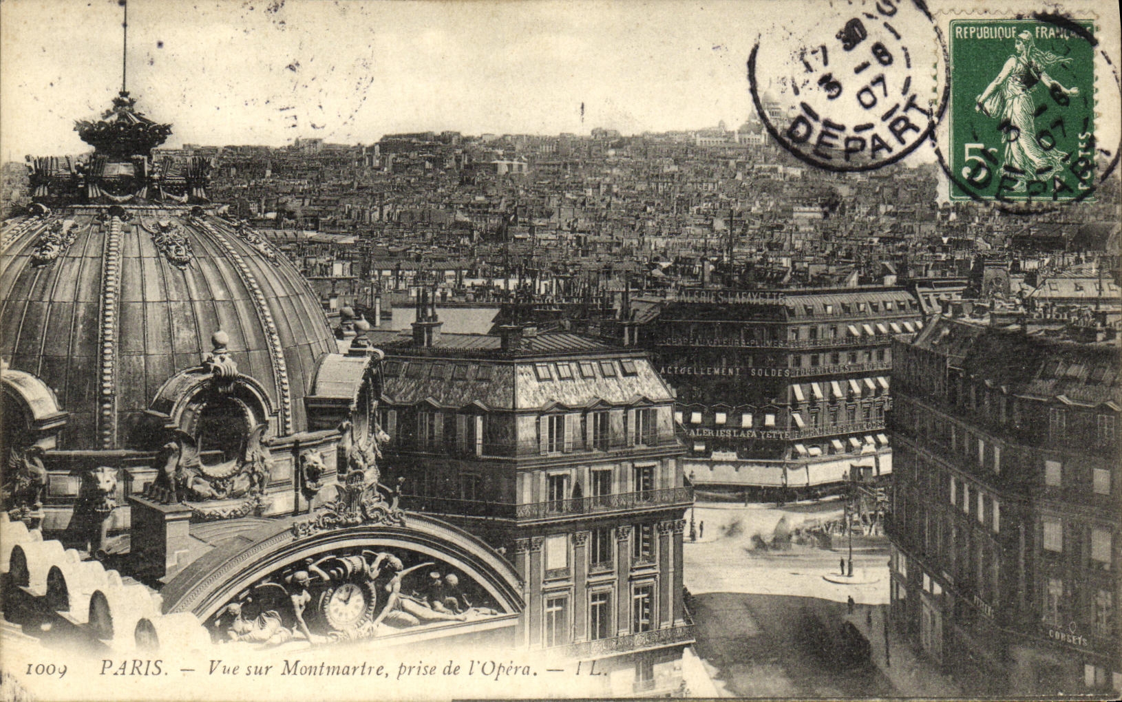 VINTAGE POSTCARD Paris Vue on Montmartre taken of L Operated