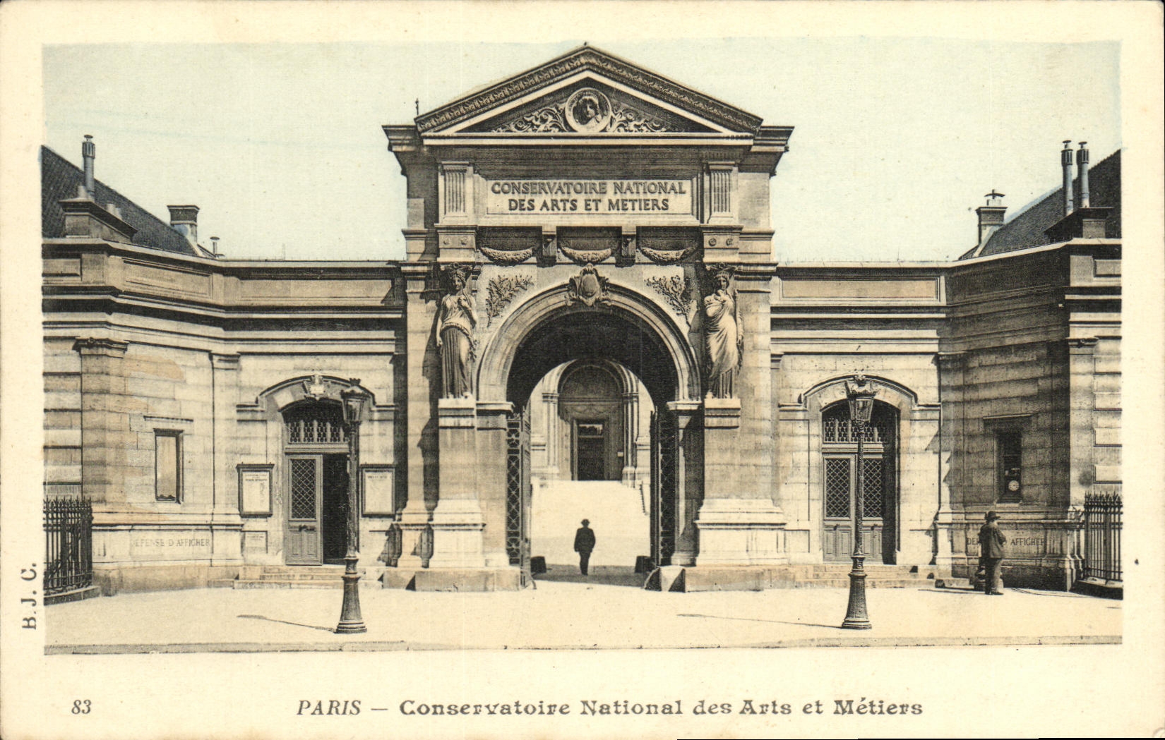 CPA Paris Conservatiore National des Arts et Metiers