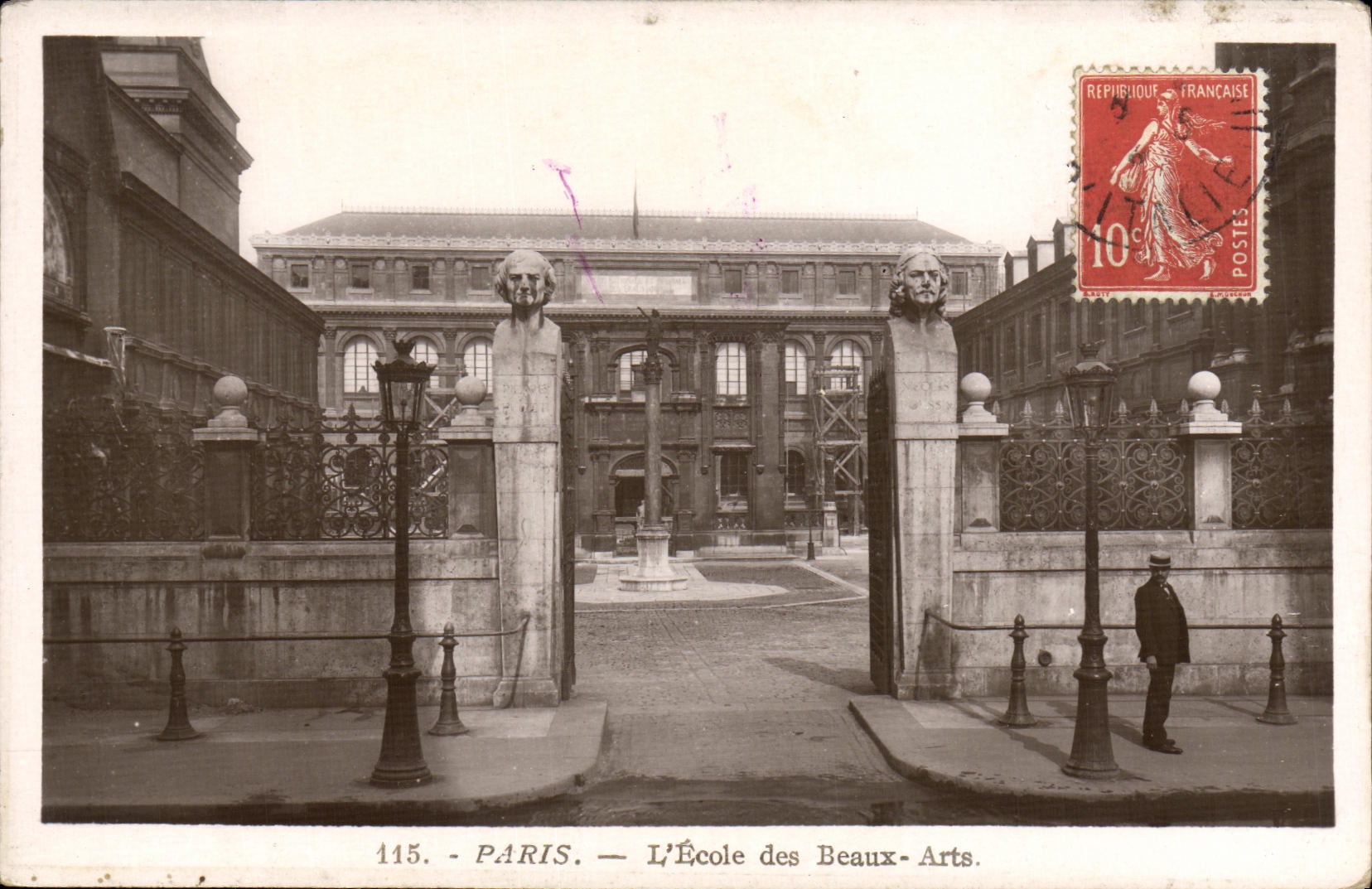 CPA Paris L Ecole des Beaux Arts