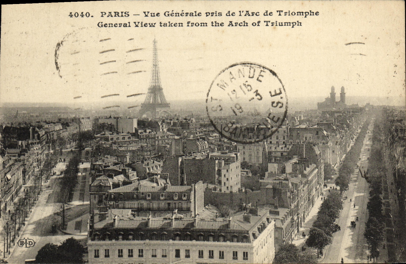 CPA Paris Vue Generale pris de l Arc de Triomphe